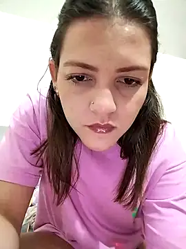 Snapshot of Mia_Hampton chatting on March 5, 10:32 pm Mia Hampton online show from March 5, 10:32 pm