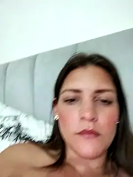 Snapshot of Mia_Hampton chatting on March 22, 6:00 am Mia Hampton online show from March 22, 6:00 am