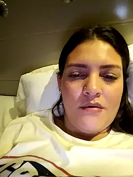 Snapshot of Mia_Hampton chatting on September 29, 1:44 am Mia Hampton online show from September 29, 1:44 am