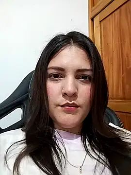 Snapshot of Mia_Hampton chatting on December 2, 11:23 pm Mia Hampton online show from December 2, 11:23 pm