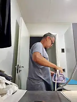 DarrenSullivanSlut online show from January 27, 9:34 am