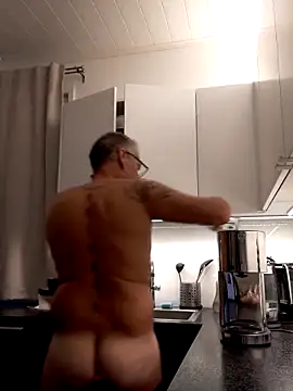 DarrenSullivanSlut online show from September 16, 6:14 am