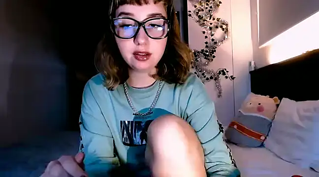 Cosmo Riri online show from December 29, 4:38 am