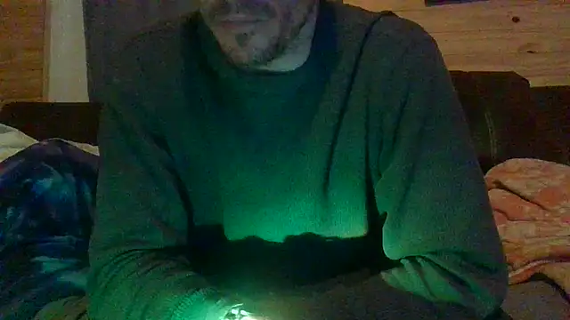 Snapshot of KBONE36 chatting on February 4, 4:05 am KBONE36 online show from February 4, 4:05 am