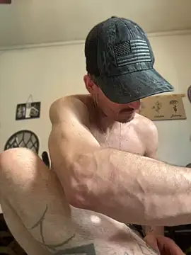 Snapshot of KBONE36 chatting on April 24, 12:51 pm KBONE36 online show from April 24, 12:51 pm