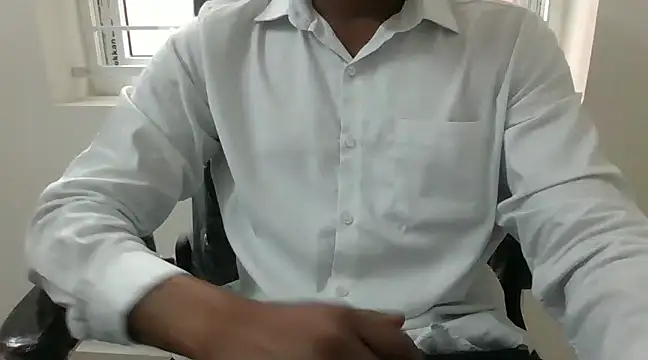 Snapshot of hydhunk29 chatting on January 7, 8:24 am hydhunk29 online show from January 7, 8:24 am