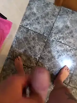 Snapshot of raulgordapolla chatting on November 9, 7:23 pm raulgordapolla online show from November 9, 7:23 pm