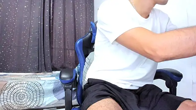 The skinnyguys online show from July 27, 9:44 pm