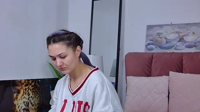 Snapshot of NicolLopeze chatting on February 26, 7:20 am NicolLopeze online show from February 26, 7:20 am