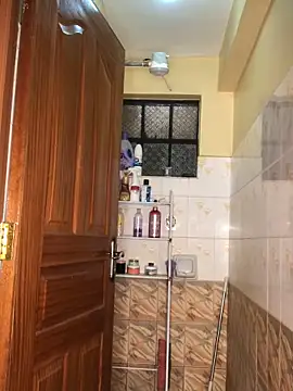 Bootieshake online show from January 20, 12:04 am