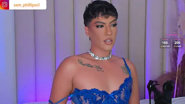 Snapshot of sam_phillipss chatting on October 3, 10:40 pm sam phillipss online show from October 3, 10:40 pm