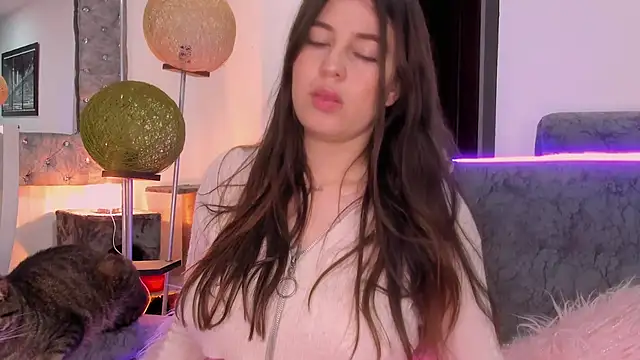 zoe kittylove online show from January 11, 6:51 am