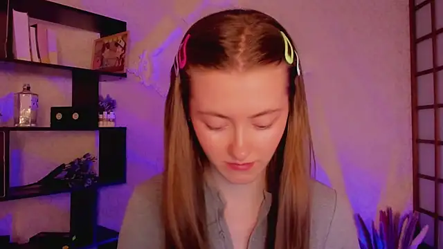 Snapshot of KateCuddle chatting on January 29, 2:09 am KateCuddle online show from January 29, 2:09 am
