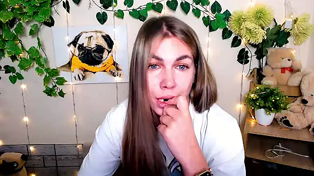 Sport Tall Doll online show from November 15, 12:56 pm