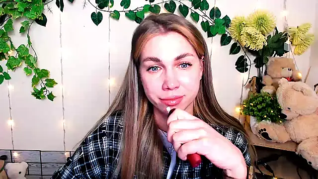 Sport Tall Doll online show from February 25, 10:47 am