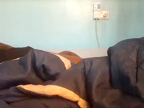 Snapshot of Eminent_Ride chatting on April 12, 11:37 am Eminent Ride online show from April 12, 11:37 am