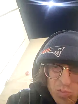 shaved online show from December 4, 6:34 am