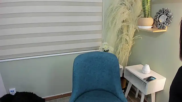 Snapshot of julieta_evans_ chatting on November 7, 11:16 pm julieta evans online show from November 7, 11:16 pm