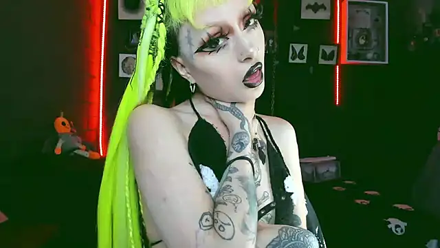 insania 9999  online show from January 14, 4:40 pm