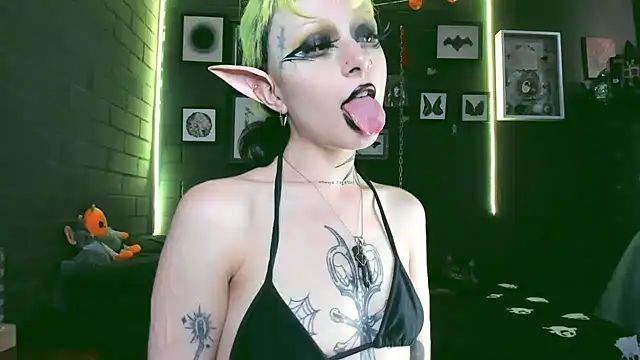 insania 9999  online show from February 26, 9:37 pm