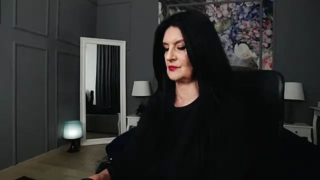 DomMelissaW online show from January 27, 12:54 am