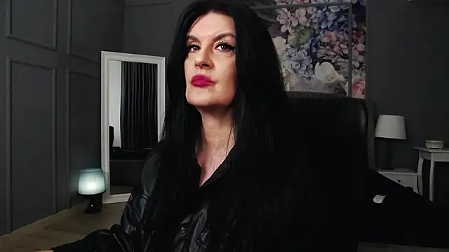 DomMelissaW online show from February 26, 1:00 am