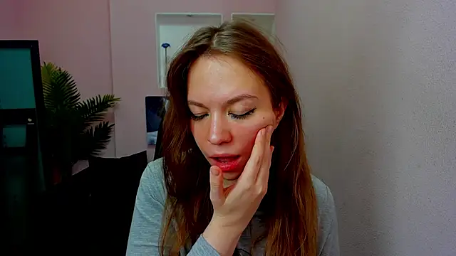 Persephoni online show from November 24, 4:45 am