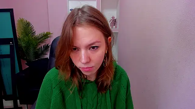 Persephoni online show from December 16, 4:56 pm