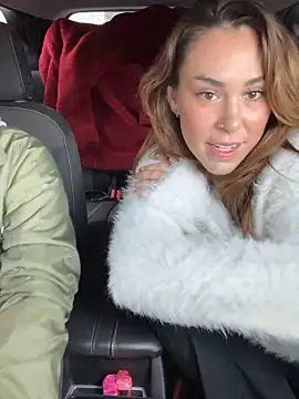 LeaGambit   online show from November 21, 5:11 pm