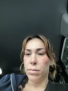 LeaGambit   online show from June 18, 4:44 pm