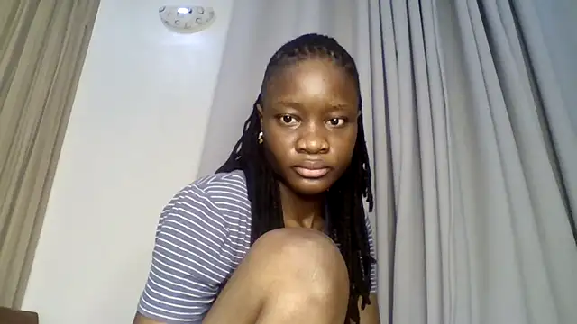 Snapshot of sweet_sassy_ chatting on March 10, 2:27 am sweet sassy online show from March 10, 2:27 am
