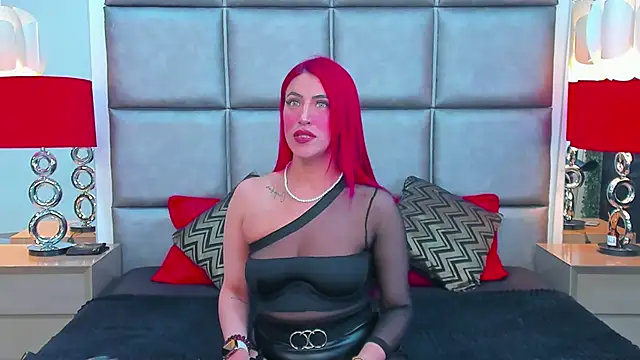 Snapshot of AllissaBrowm chatting on January 13, 4:34 pm AllissaBrowm online show from January 13, 4:34 pm