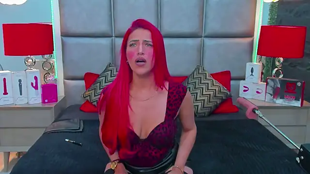 Snapshot of AllissaBrowm chatting on March 3, 4:35 pm AllissaBrowm online show from March 3, 4:35 pm