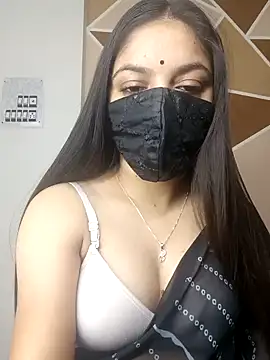 Snapshot of _desigori chatting on January 12, 2:45 am desigori online show from January 12, 2:45 am