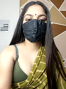 Snapshot of _desigori chatting on February 13, 4:11 am desigori online show from February 13, 4:11 am