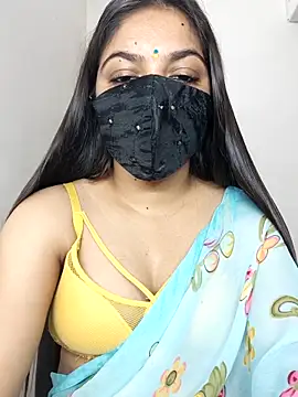 Snapshot of _desigori chatting on November 3, 3:52 am desigori online show from November 3, 3:52 am