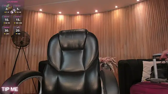 SophieBarnett online show from June 26, 11:53 pm