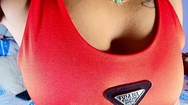 Julieth Rossi online show from September 18, 10:01 pm