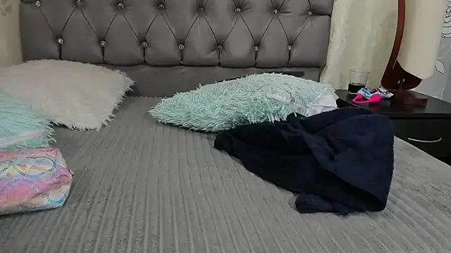 luna evaa online show from January 29, 6:07 pm