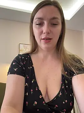 Snapshot of Janeee chatting on January 6, 8:57 am Janeee online show from January 6, 8:57 am