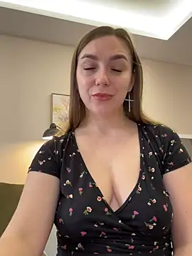 Snapshot of Janeee chatting on January 21, 7:47 am Janeee online show from January 21, 7:47 am