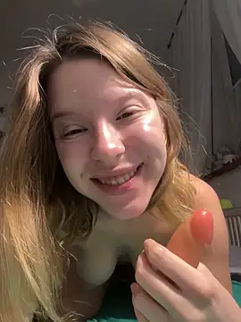 kimczii online show from December 18, 7:25 am