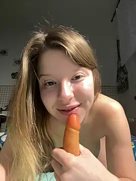 kimczii online show from April 13, 6:08 am