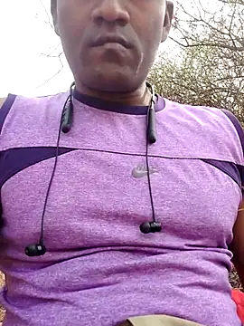 pritamkr69 online show from March 4, 8:46 am