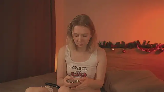 Snapshot of _Killer_Smile_ chatting on December 26, 1:43 pm Killer Smile online show from December 26, 1:43 pm