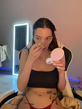 julia fly online show from April 9, 6:13 am