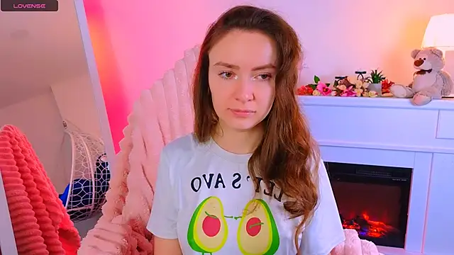    Emily    online show from March 10, 7:32 am