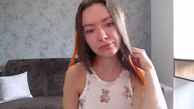    Emily    online show from October 5, 10:02 am