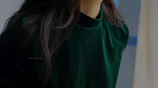 anabelcurvy online show from February 4, 1:50 pm