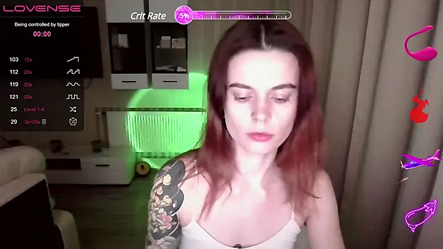 Snapshot of RinaDevil chatting on January 17, 6:44 pm RinaDevil online show from January 17, 6:44 pm